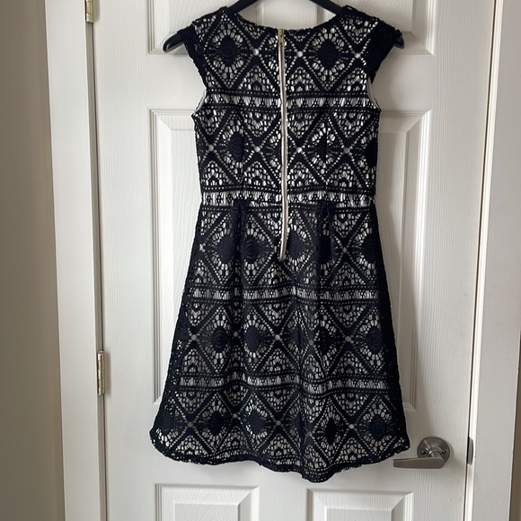 🖤 Girls XL 14/16 Black Lace dress. - Picture 3 of 5